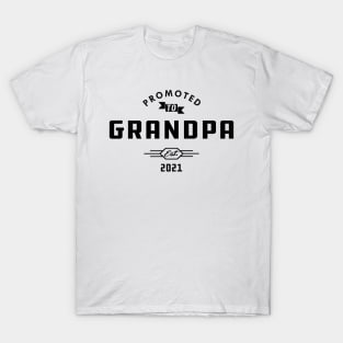 New Grandpa - Promoted to grandpa est. 2021 T-Shirt